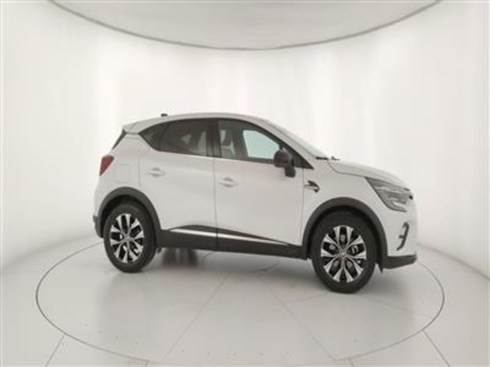 Renault Captur usata a Bari (10)