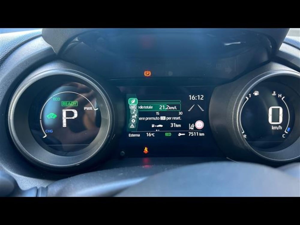 Toyota Yaris Cross usata a Parma (12)