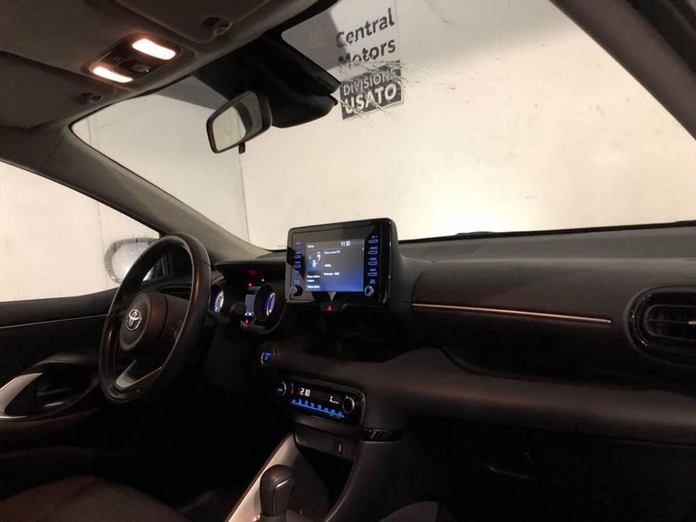 Toyota Yaris Cross usata a Torino (9)