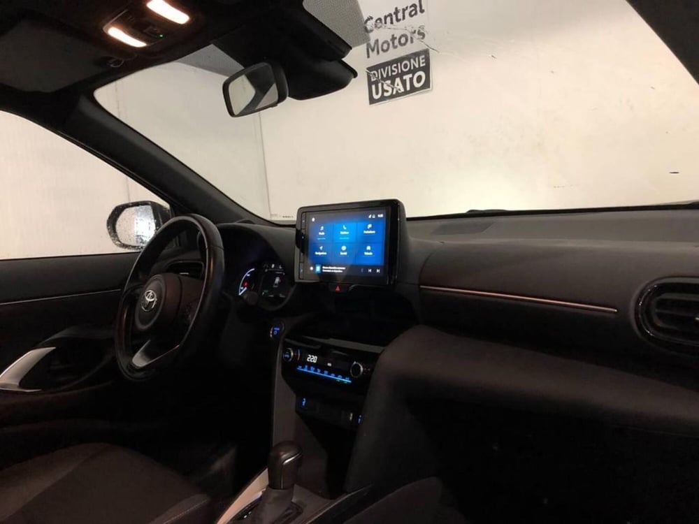 Toyota Yaris Cross usata a Torino (9)