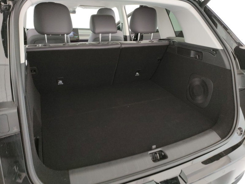 Leapmotor C10 nuova a Caserta (9)