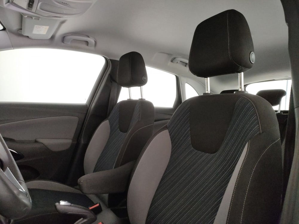 Opel Crossland X usata a Roma (12)