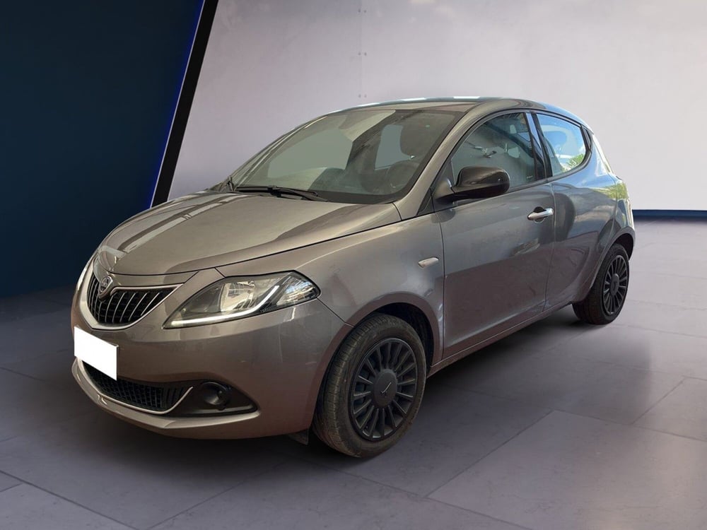 Lancia Ypsilon usata a Torino (2)