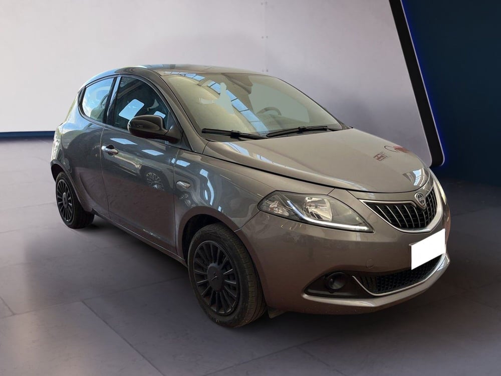 Lancia Ypsilon usata a Torino (3)