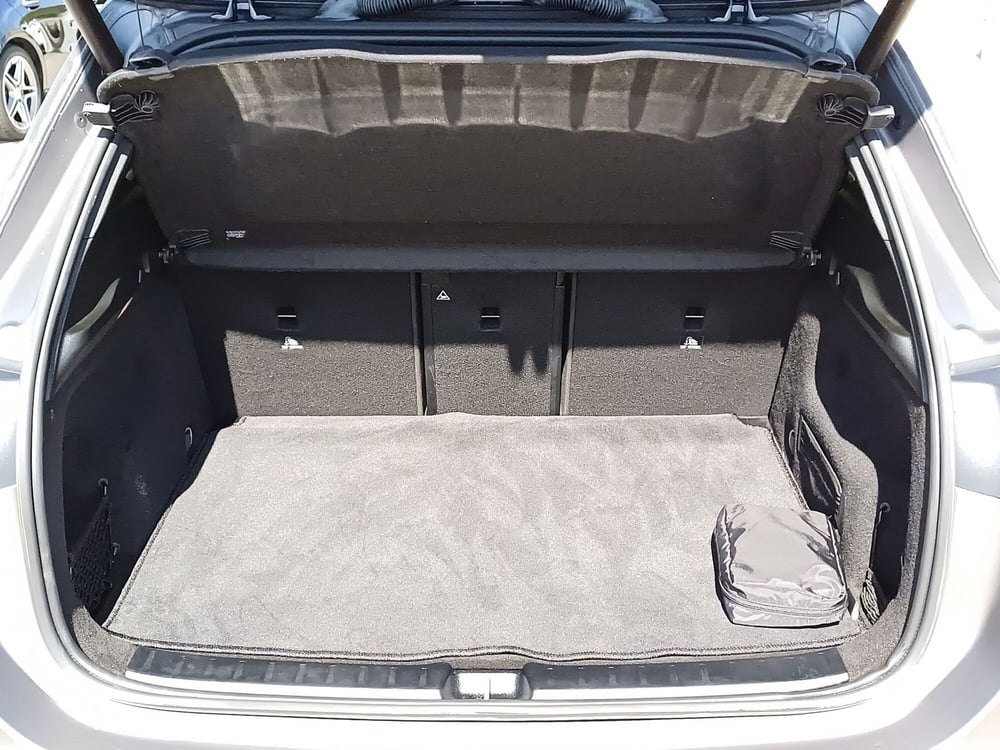 Mercedes-Benz GLA SUV usata  (14)