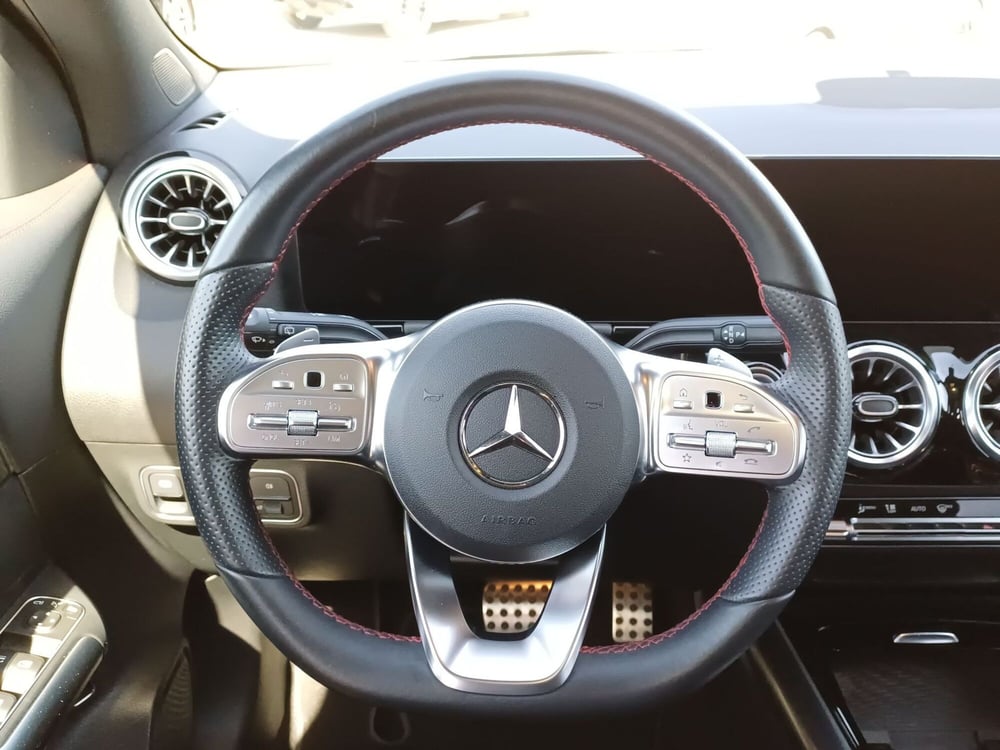 Mercedes-Benz GLA SUV usata  (17)
