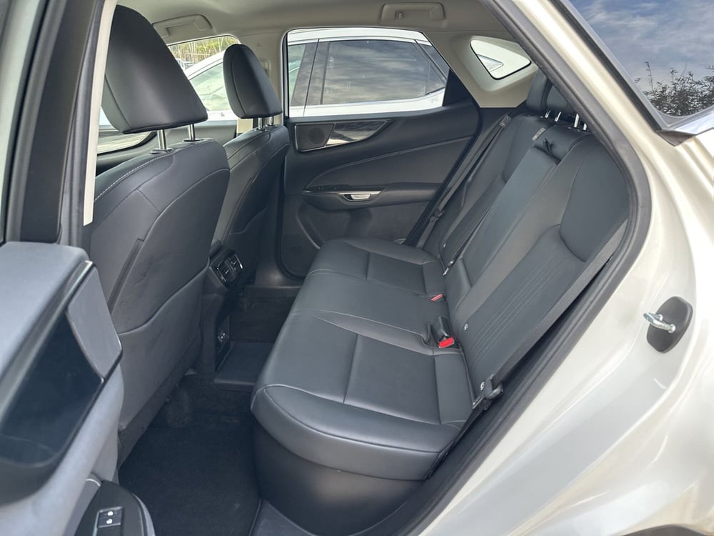 Lexus NX usata a Ragusa (7)
