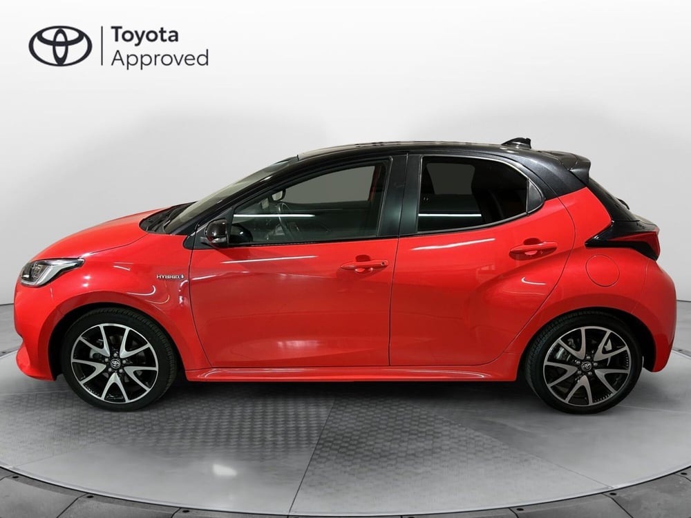 Toyota Yaris usata a Milano (2)
