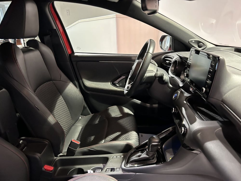 Toyota Yaris usata a Milano (6)