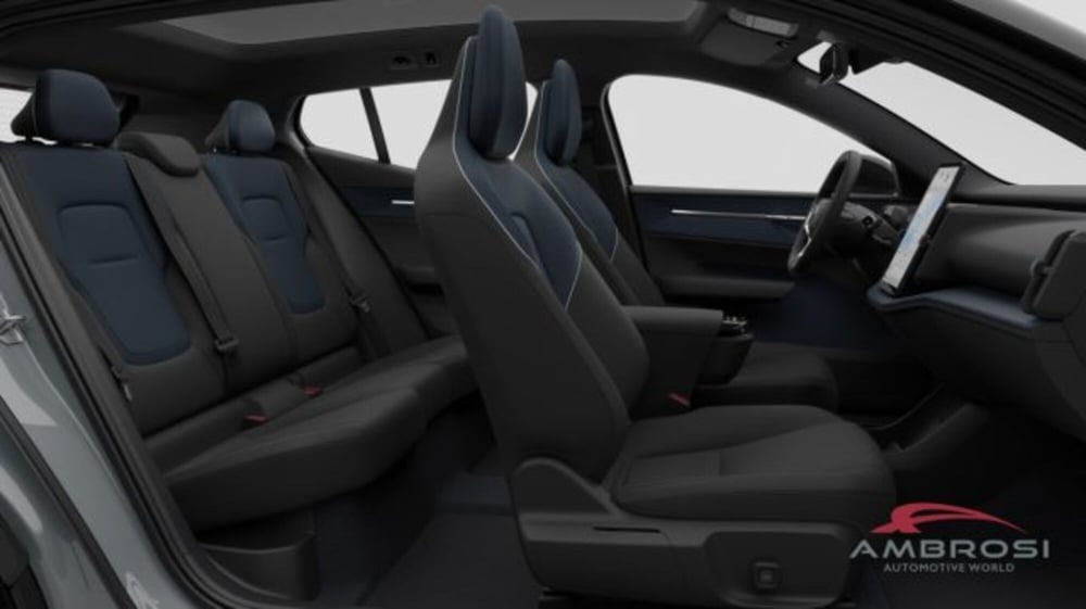 Volvo EX30 Cross Country nuova a Perugia (8)