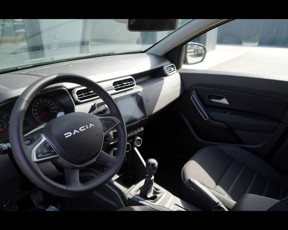 Dacia Duster nuova a Venezia (19)