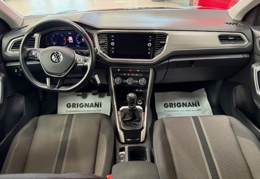 Volkswagen T-Roc usata a Pavia (8)