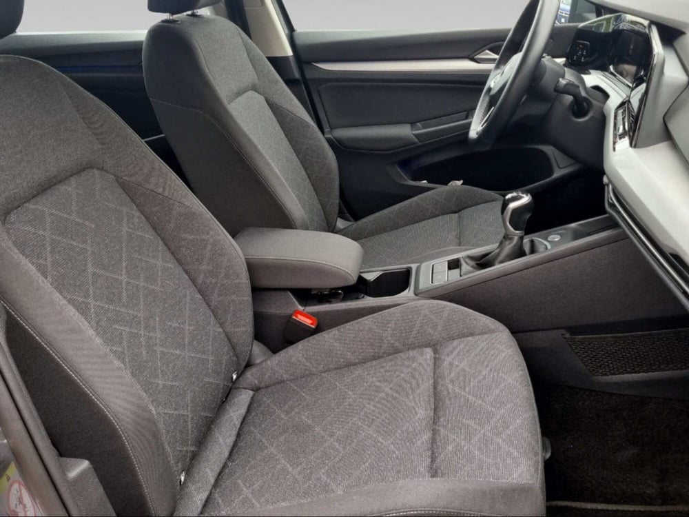 Volkswagen Golf Variant usata a Livorno (12)