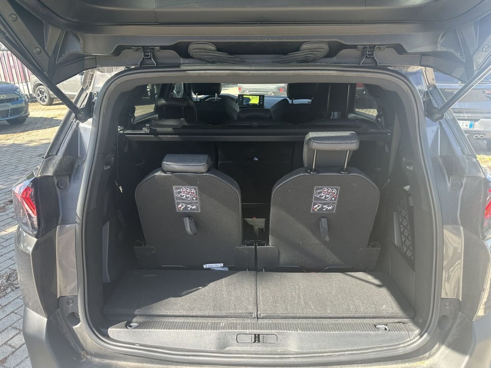 Peugeot 5008 usata a Milano (12)