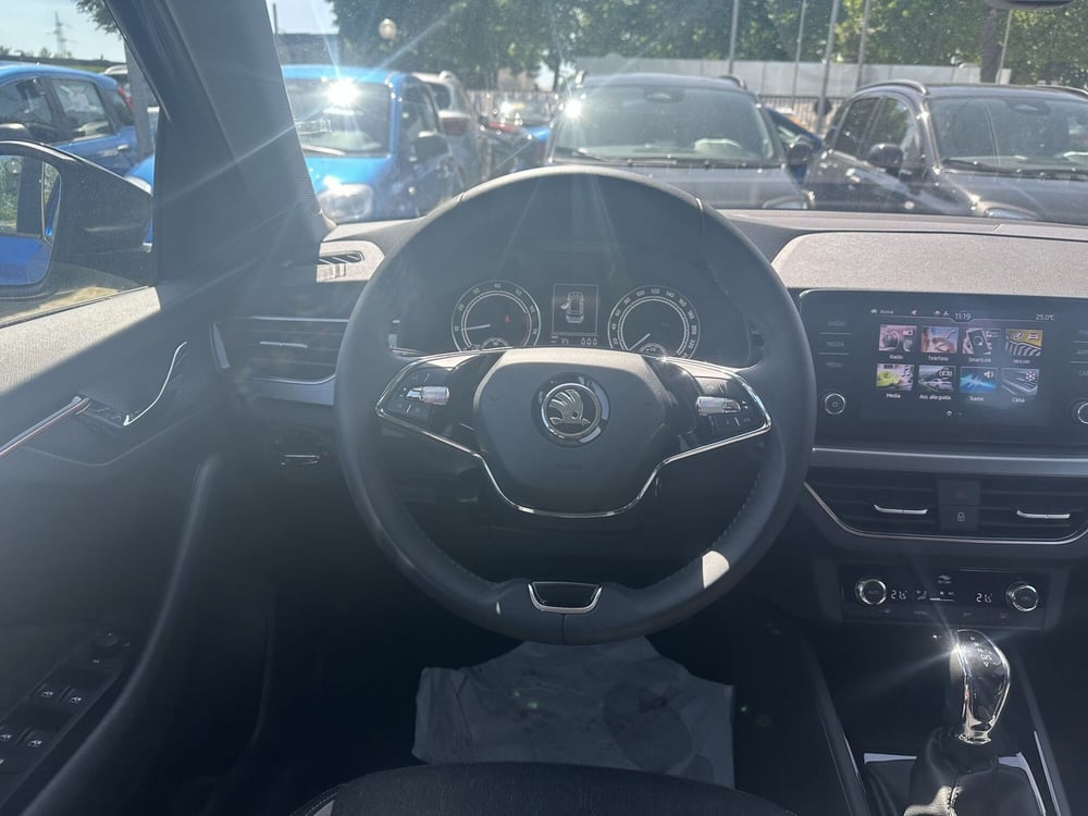 Skoda Kamiq usata a Milano (16)