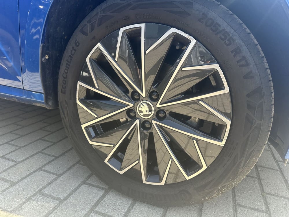 Skoda Kamiq usata a Milano (6)