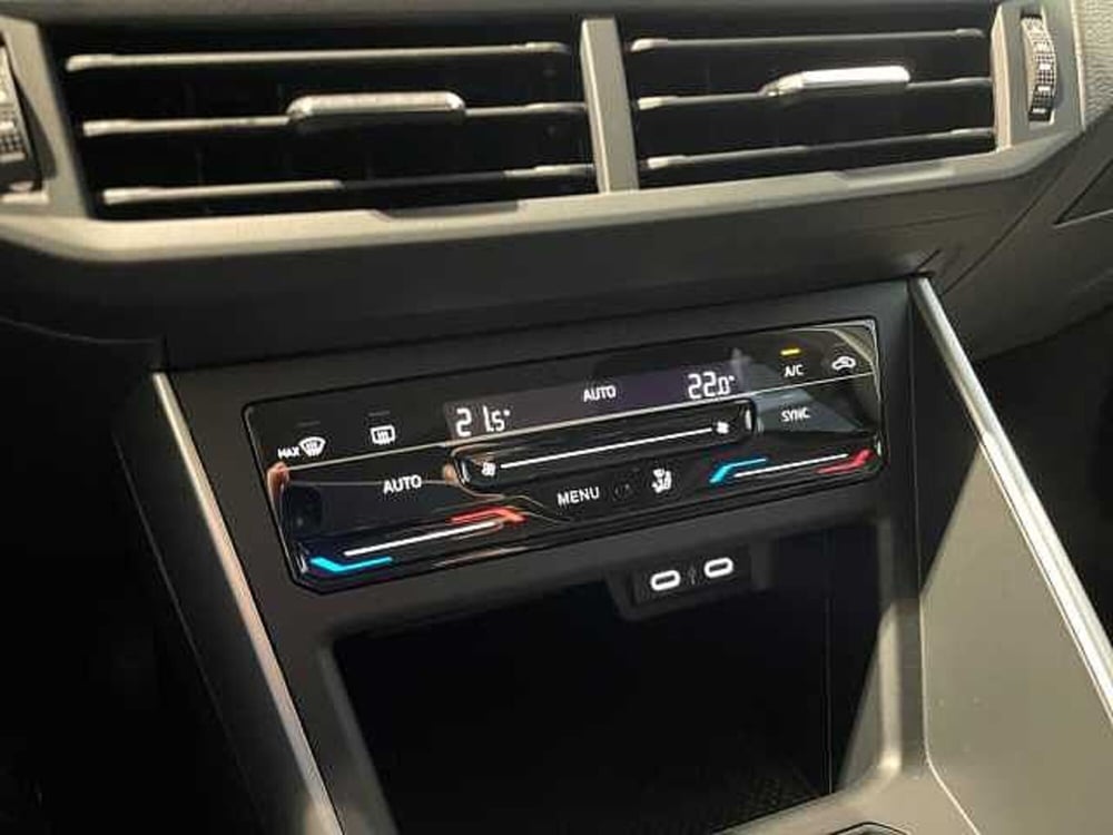 Volkswagen Polo nuova a Ravenna (13)