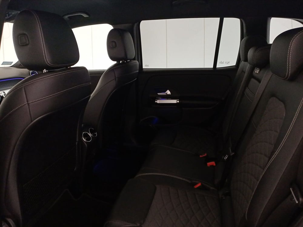 Mercedes-Benz GLB usata a Bari (8)