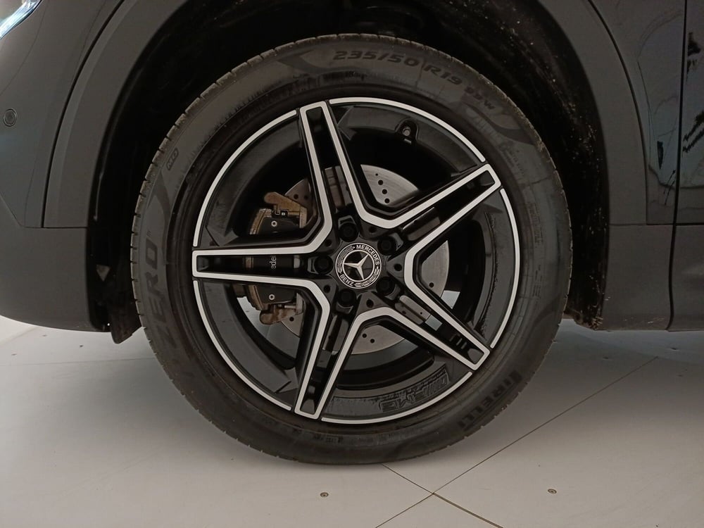Mercedes-Benz GLB usata a Bari (13)