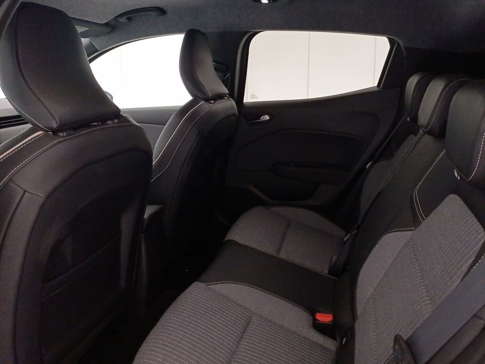 Renault Clio usata a Bari (10)