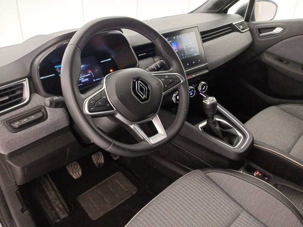 Renault Clio usata a Bari (5)