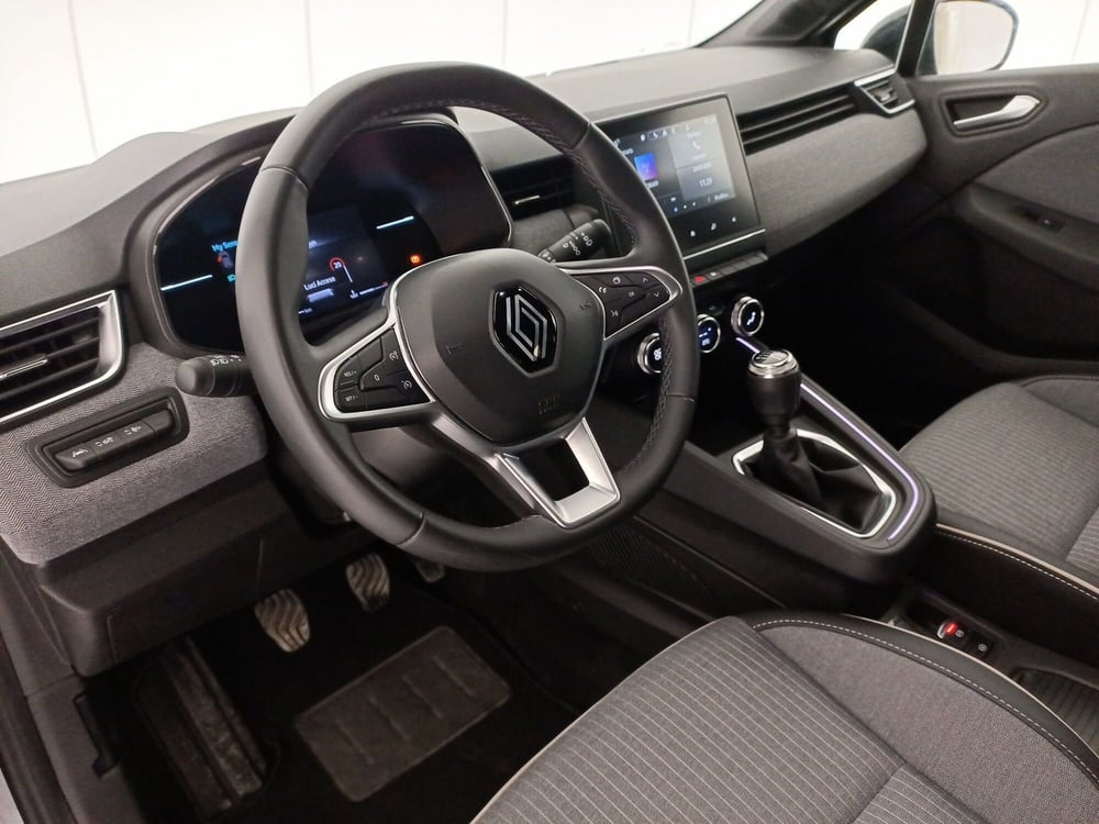 Renault Clio usata a Bari (6)