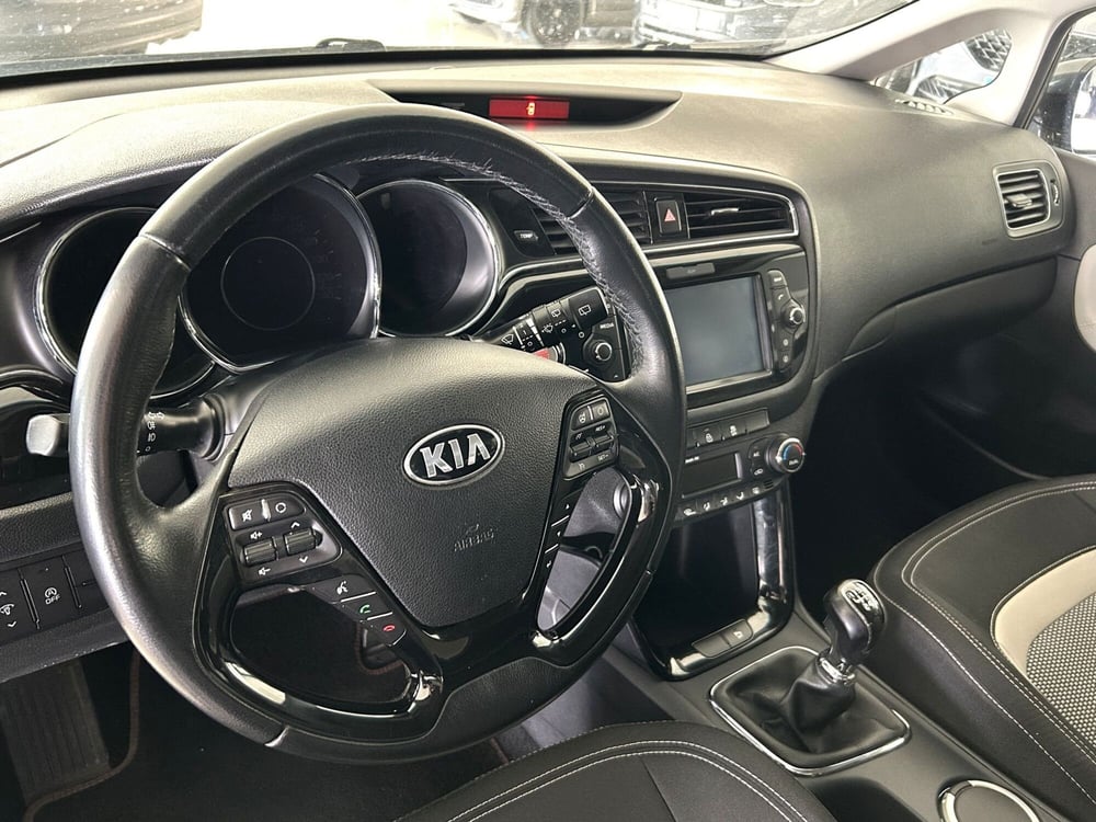 Kia cee'd Sport Wagon usata a Ferrara (9)