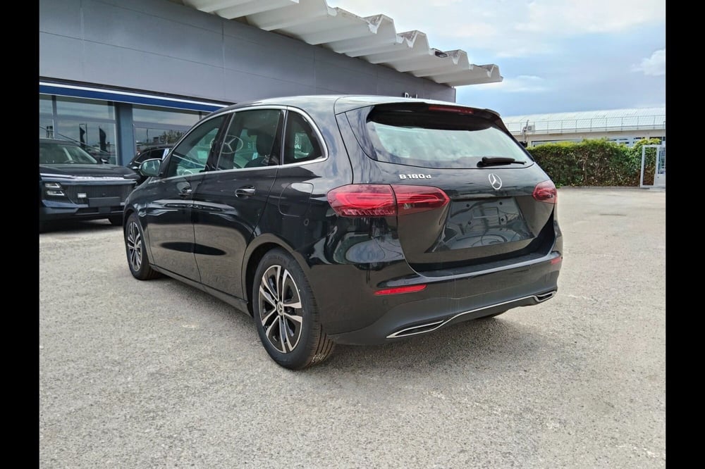 Mercedes-Benz Classe B nuova a Chieti (4)