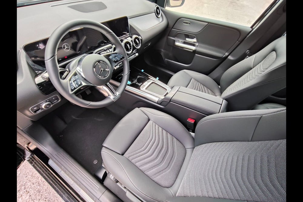 Mercedes-Benz Classe B nuova a Chieti (8)