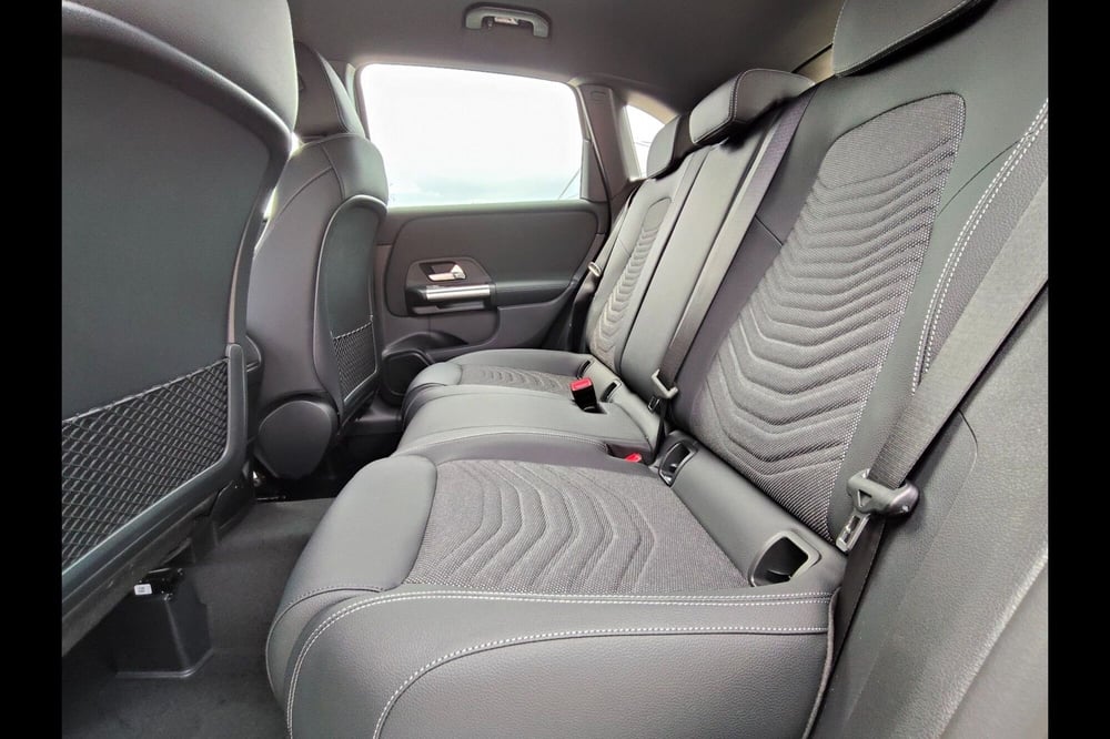 Mercedes-Benz Classe B nuova a Chieti (9)
