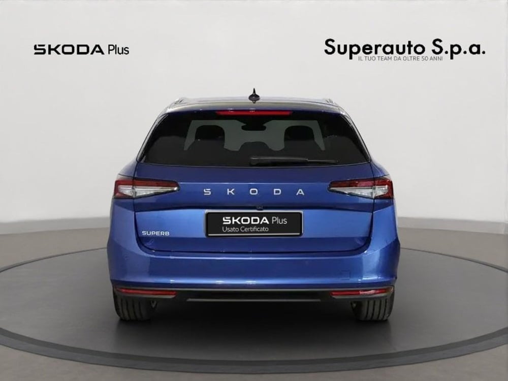 Skoda Superb Station Wagon nuova a Padova (4)