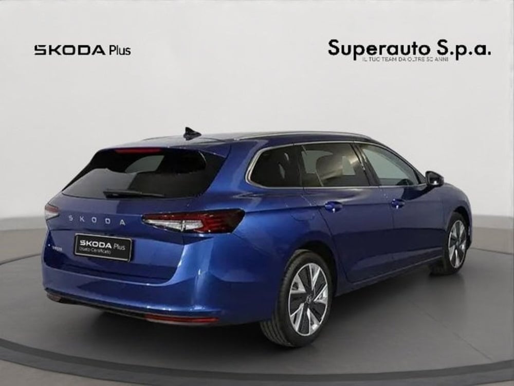 Skoda Superb Station Wagon nuova a Padova (5)