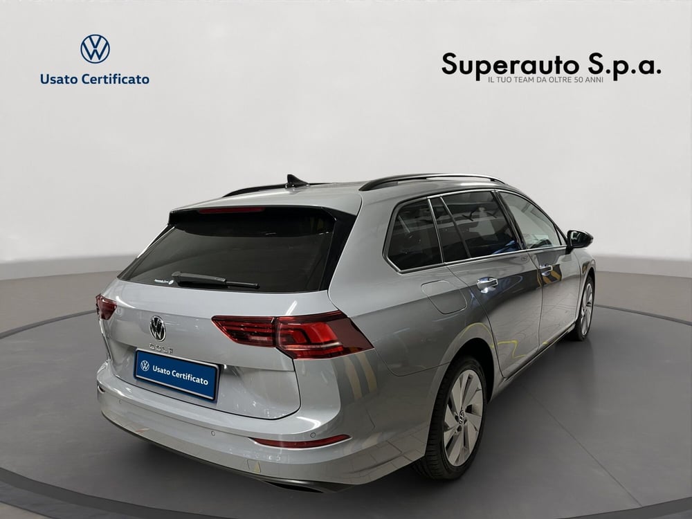 Volkswagen Golf nuova a Padova (6)