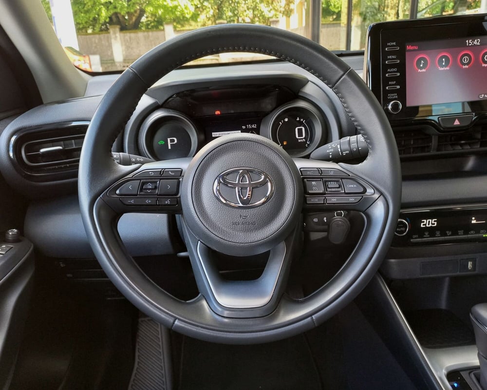 Toyota Yaris usata a Milano (10)