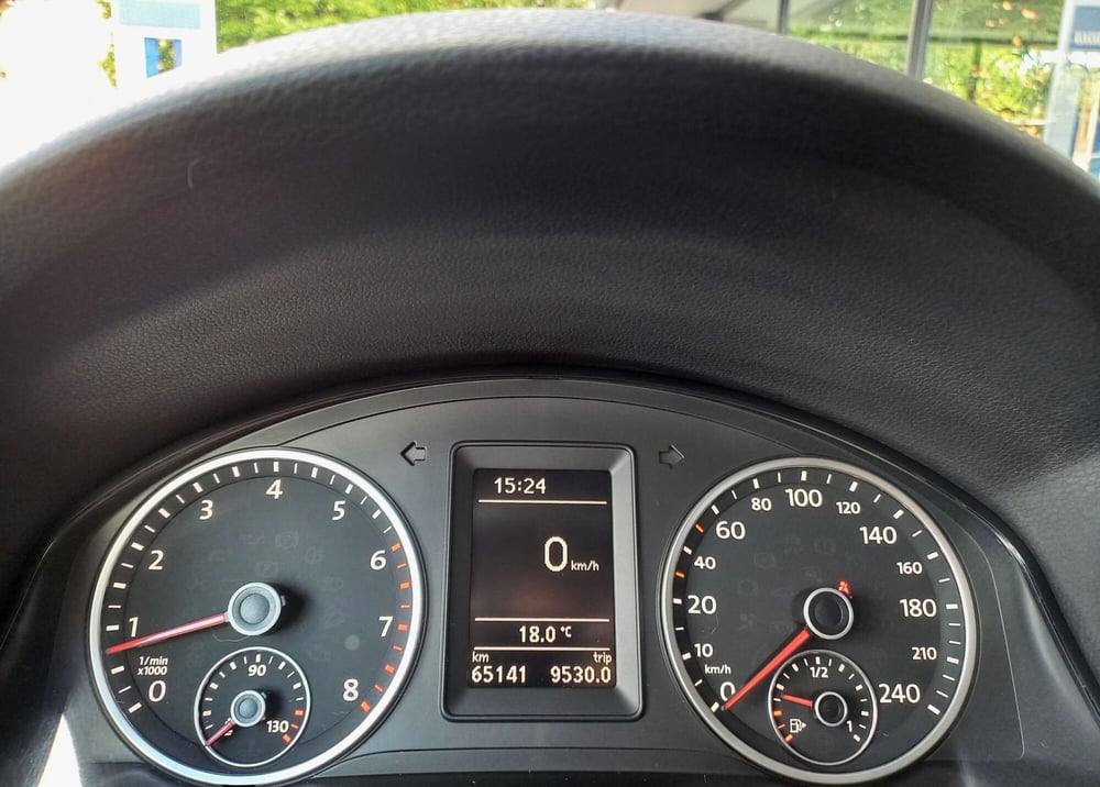Volkswagen Tiguan usata a Milano (9)