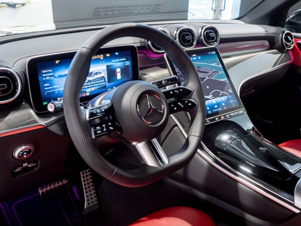 Mercedes-Benz GLC SUV nuova a Rimini (13)