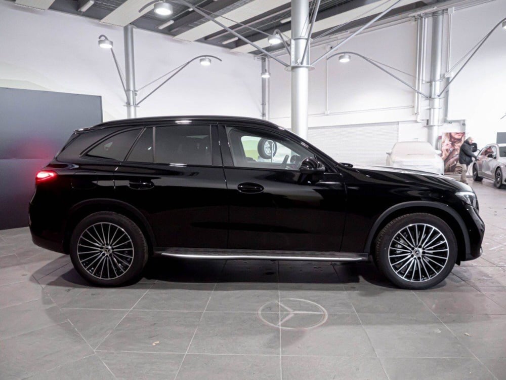 Mercedes-Benz GLC SUV nuova a Rimini (9)