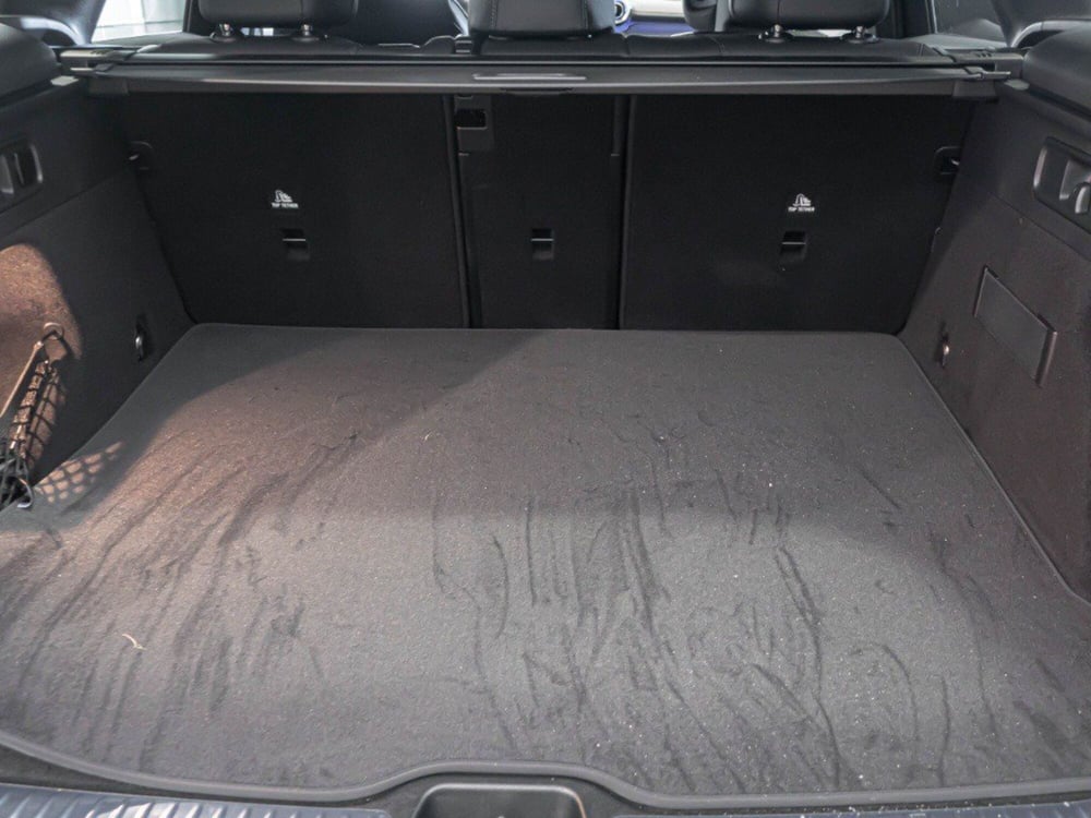 Mercedes-Benz GLC nuova a Rimini (8)