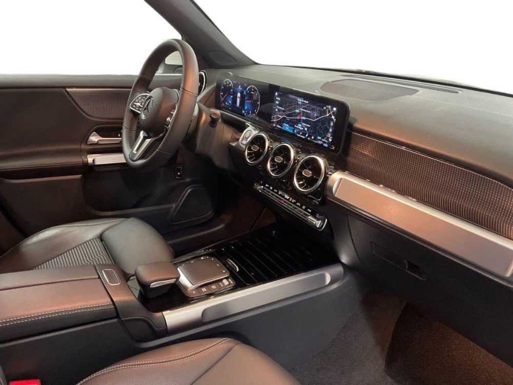 Mercedes-Benz GLB usata a Rimini (12)