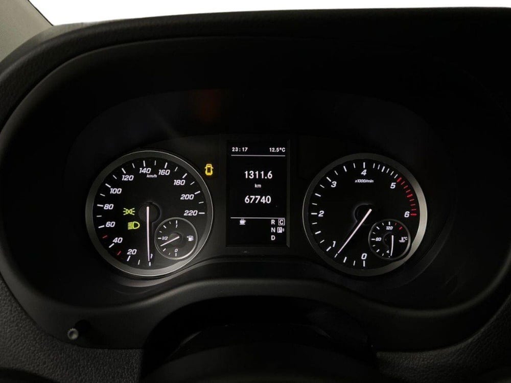Mercedes-Benz Vito usata a Macerata (9)
