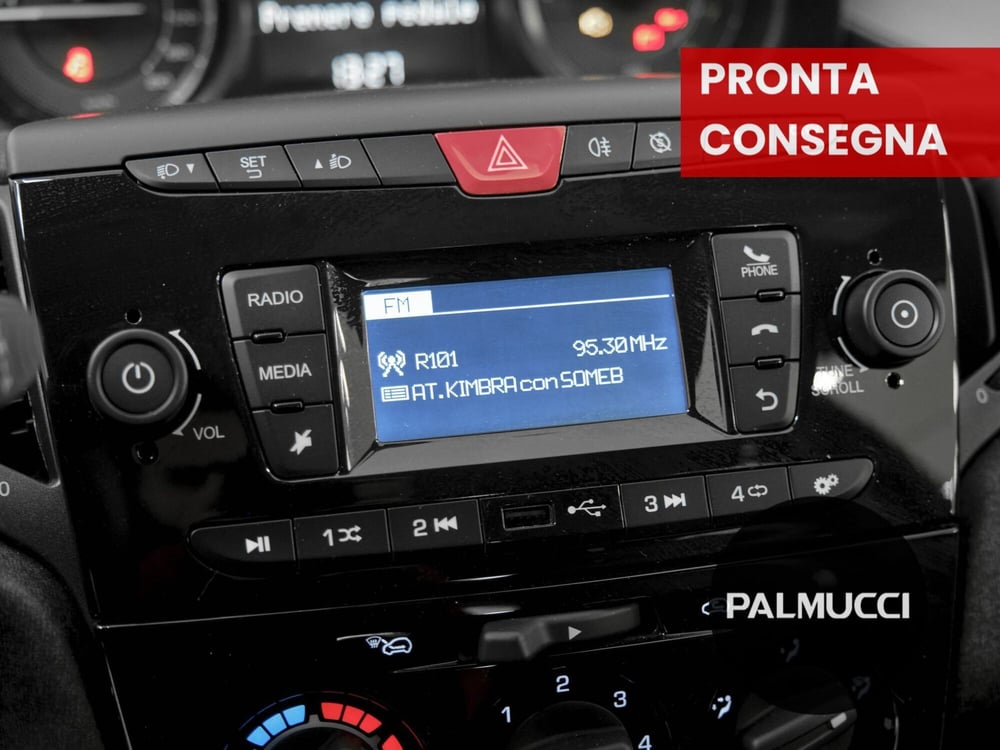 Lancia Ypsilon usata a Prato (11)