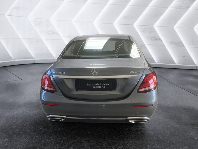 Mercedes-Benz Classe E usata a Napoli (7)