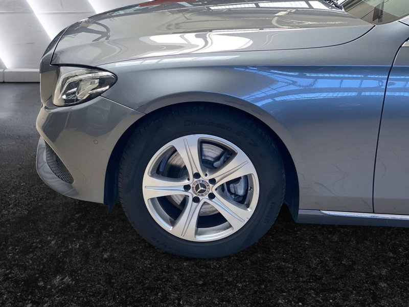 Mercedes-Benz Classe E usata a Napoli (8)