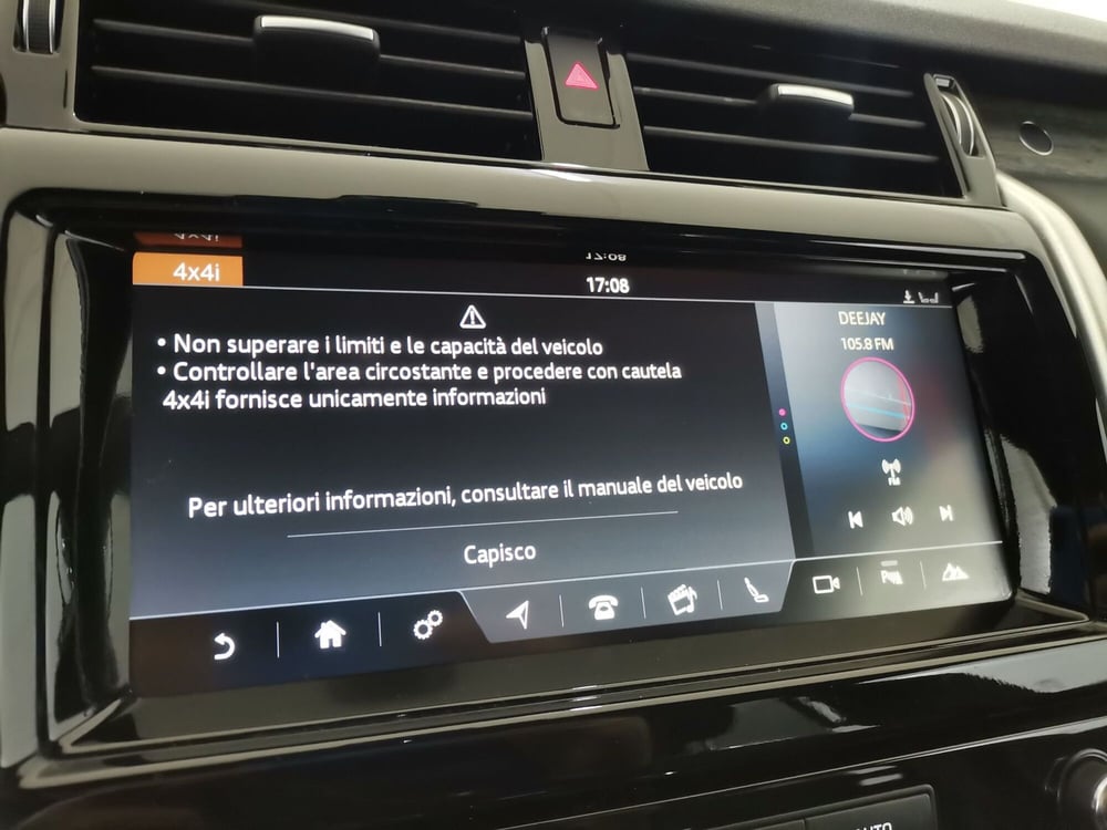 Land Rover Discovery usata a Salerno (19)