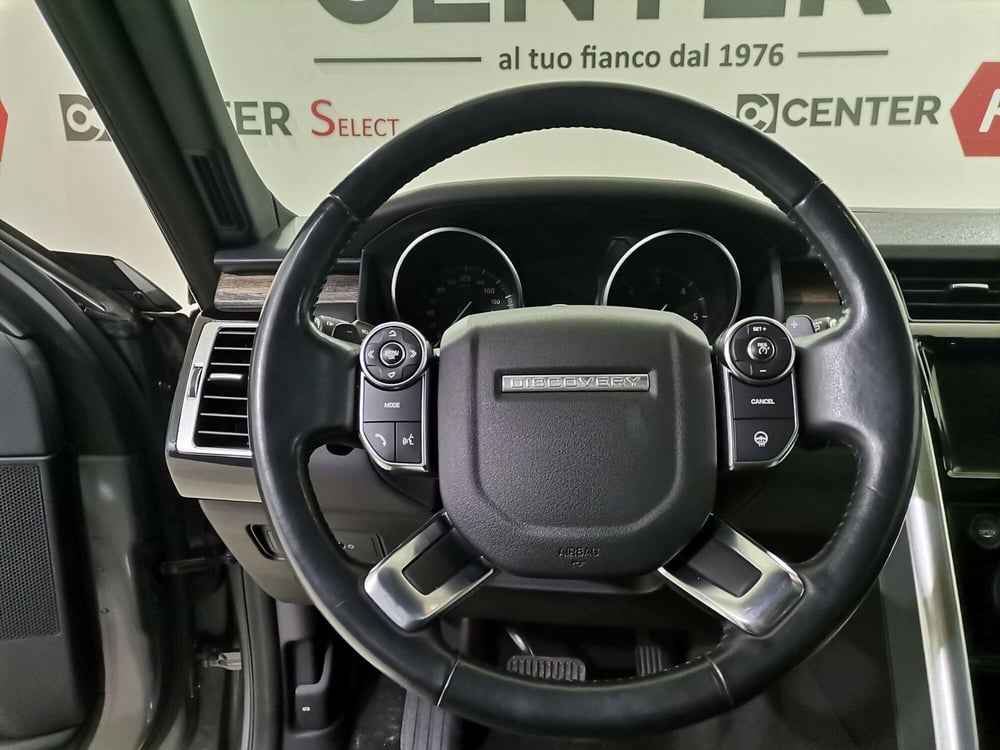Land Rover Discovery usata a Salerno (8)