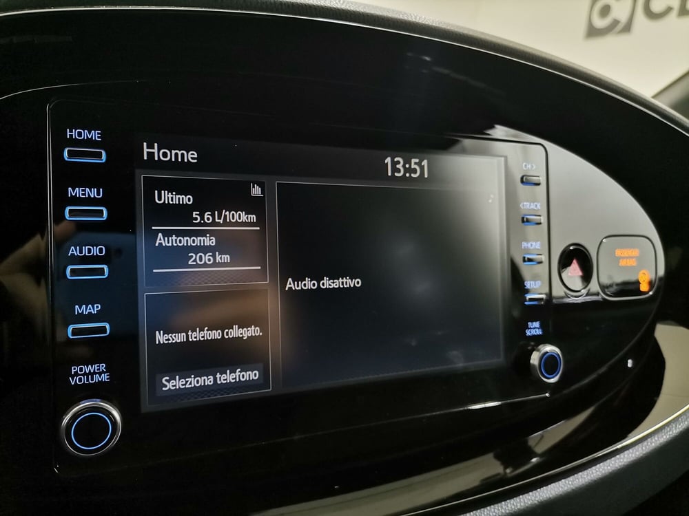 Toyota Aygo X usata a Salerno (12)