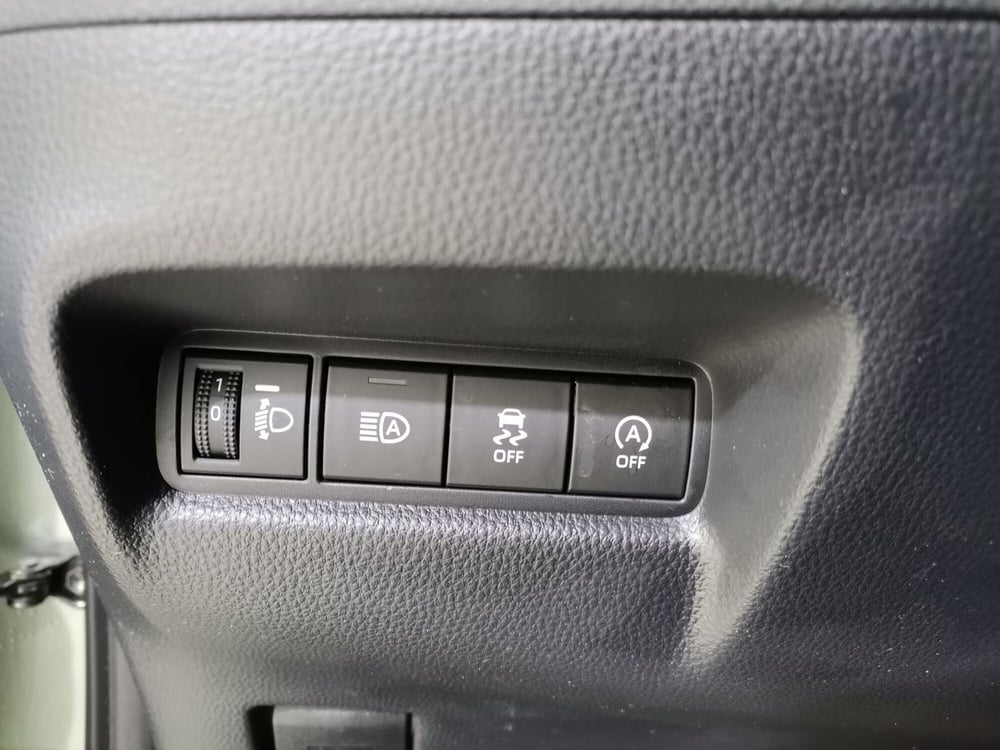Toyota Aygo X usata a Salerno (15)