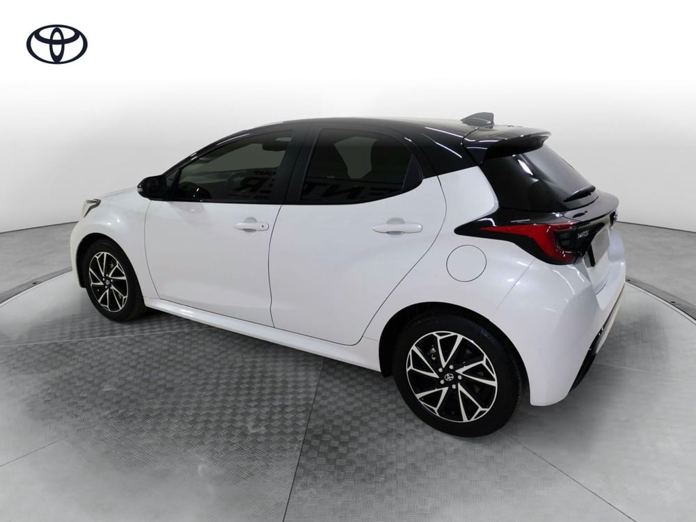 Toyota Yaris usata a Salerno (4)