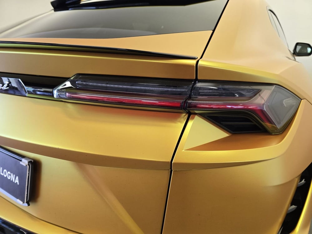 Lamborghini Urus usata a Bologna (16)