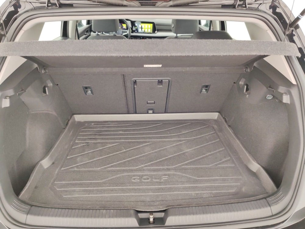 Volkswagen Golf usata a Massa-Carrara (15)